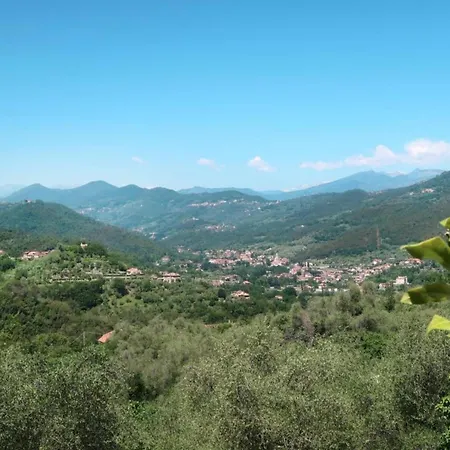 In Ferienresidenz Mit Pool Tatil Evi Villanova d'Albenga