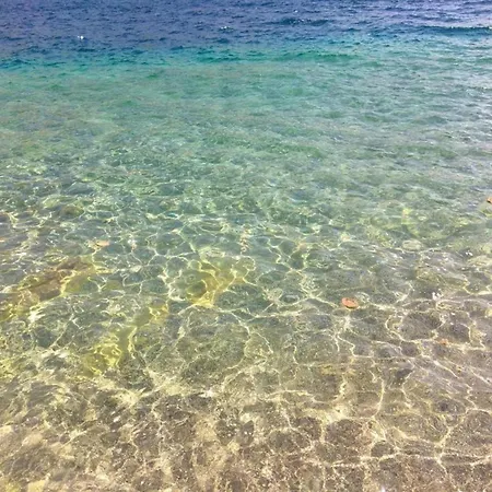 In Ferienresidenz Mit Pool Tatil Evi